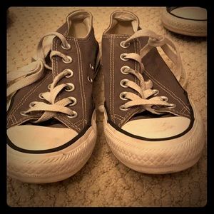 gray converse size women’s 6.5